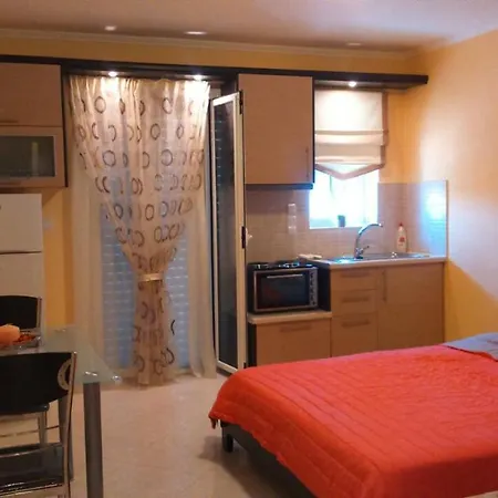 Pensión βlue Horizon 3*